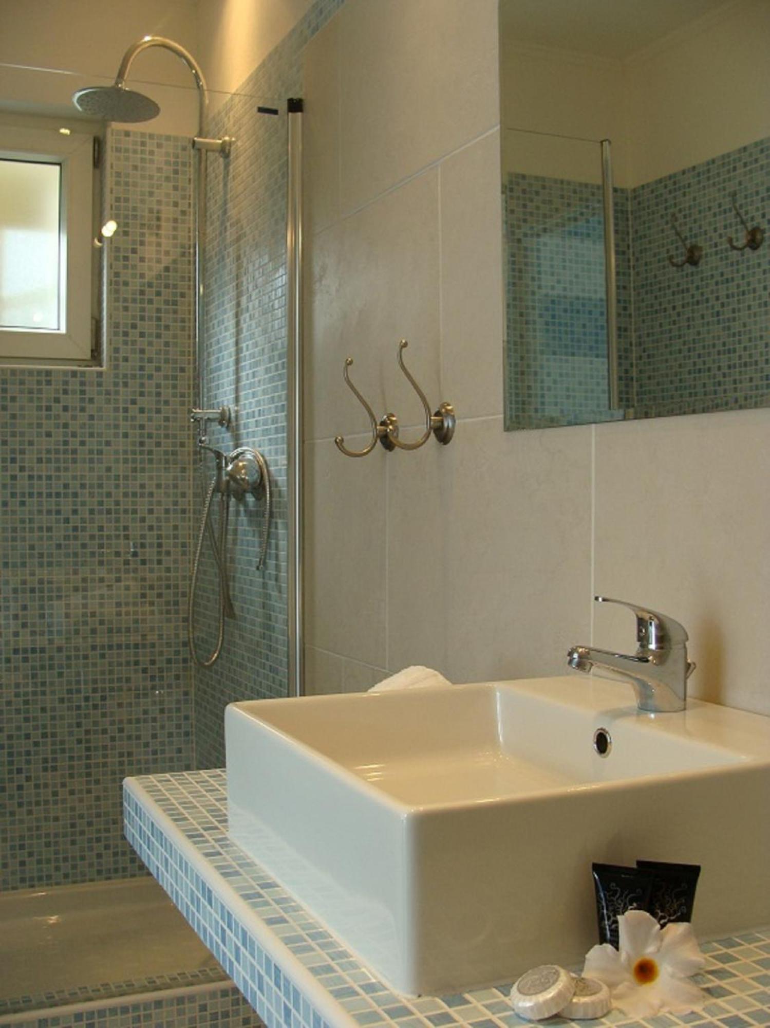 B&B Lago Maggiore カンノビオ 部屋 写真